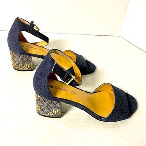 Metropolitan View Denim Block Heel Sandals 8.5 NWOT